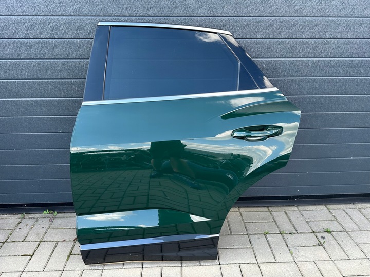 фото №1, Audi q3 83a sportback двері ліві задні зад скло as3