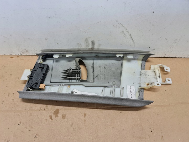 фото №7, Захист стійка b стеля audi a8 d2 4d0867240ag