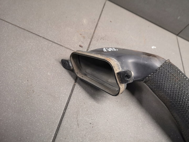 фото №5, Шланг повітря audi a4 b7 8e0129604h