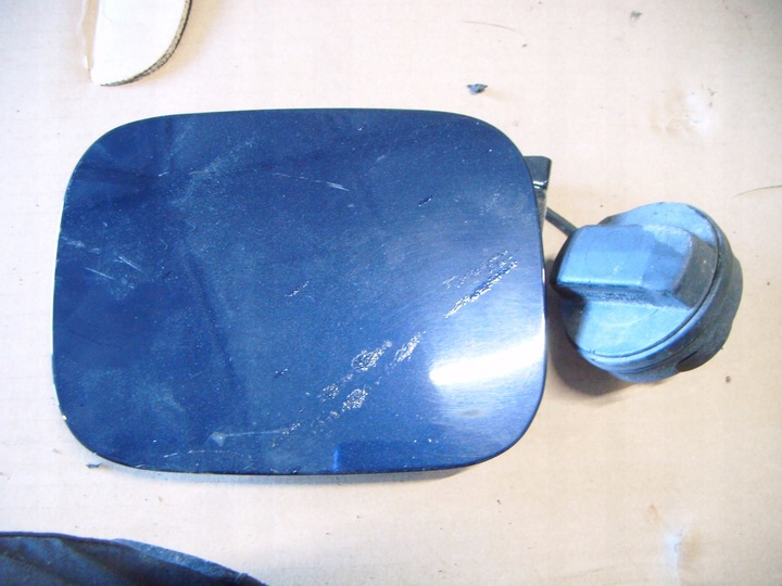 фото №1, Audi a6 c5 універсал рестайлінг 01-04 кришка заливання пального