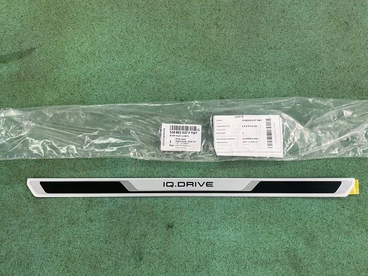 фото №1, Планка накладка порогова ліва volkswagen t-roc iq-drive 510853537f нова оригінальний номер