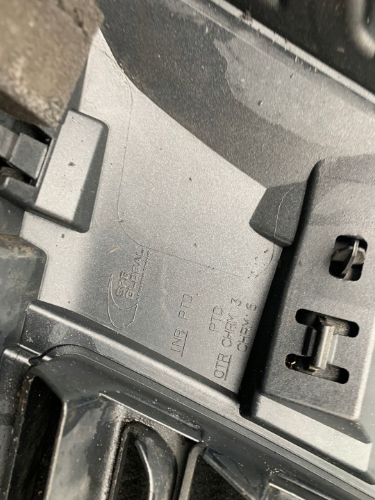 фото №9, Nissan navara решітка решітка радіатора 62310-5ju1b оригінал 62310-5ju1