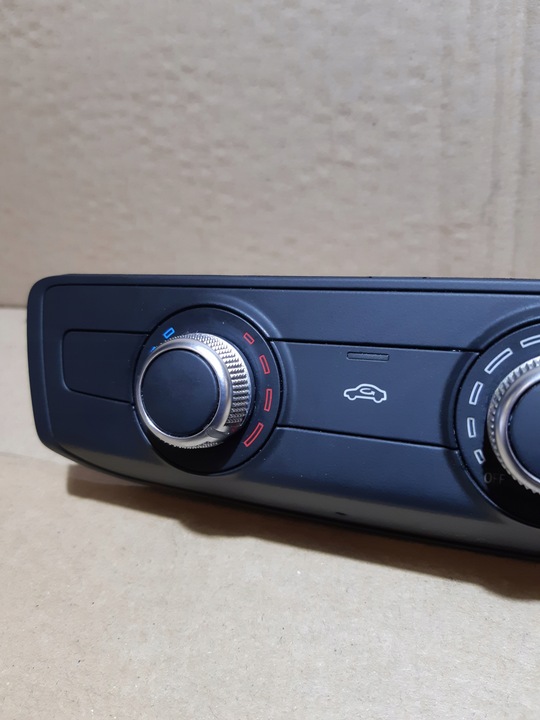 фото №7, Audi a3 8v панель кондиціонера повітропровід 8v0820047d