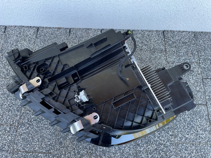 фото №9, Bmw u11 x1 права фара перед usa 5a5bd64