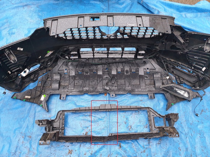 фото №12, Volvo xc60 рестайлинг ii 2 r-design бампер переднее