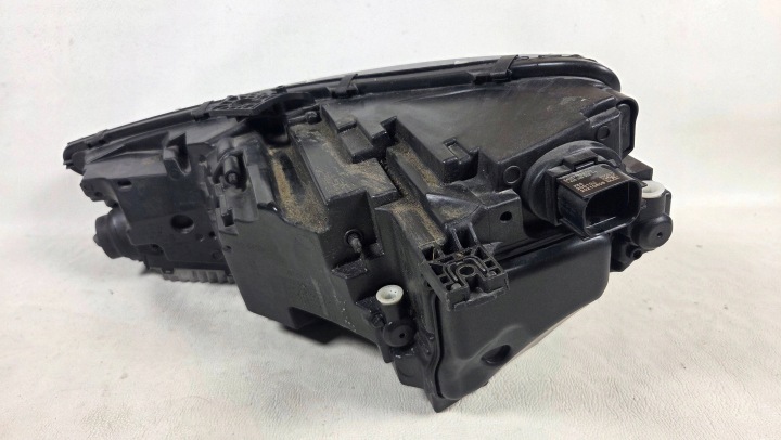 фото №8, Audi a4 b9 рестайлінг 8w0 19-24 фара led передня перед права 8w0941034d