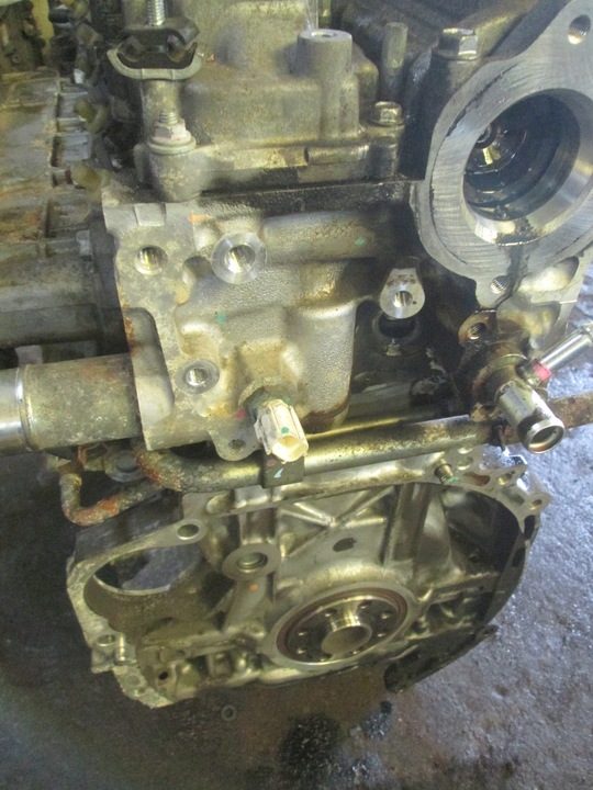 фото №6, Двигатель стойка toyota corolla verso ii 2.2 d-cat 2ad fhv avensis