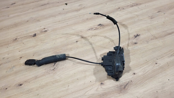 фото №1, Замок дверь левый перед renault megane iii 3 08- 5d hb 4 pin