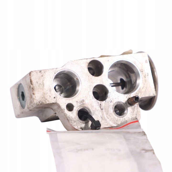 фото №10, Audi q3 8u 2.0 tdi dfta клапан rozprężny кондиціонера 8u0820679