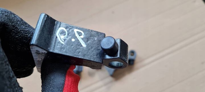 фото №9, A6 c8 4k петля петлі двері праві правий перед lz7s комплект