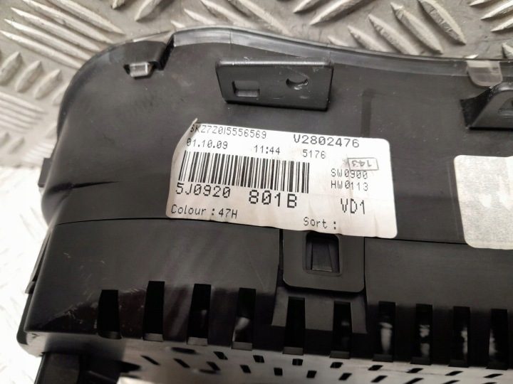 фото №12, Skoda fabia ii панель приборов спидометр 1.4 tdi 5j0920801b