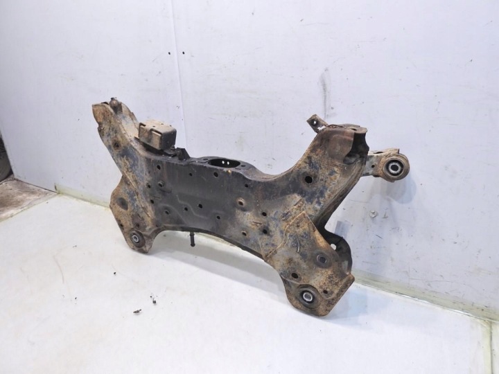 фото №6, Передній підрамник перед hyundai i40 1.7 crdi 62401-3z100