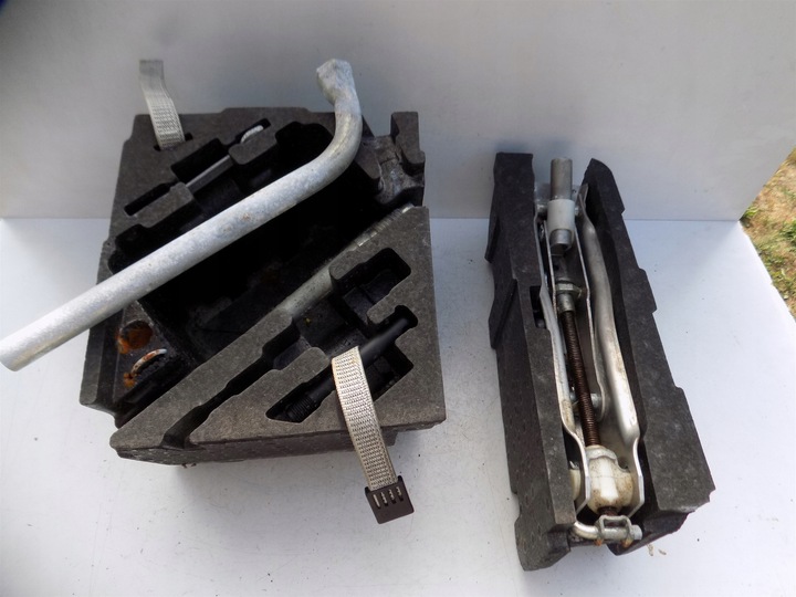 фото №1, Домкрат набір комплект підйомник гвинт audi a2