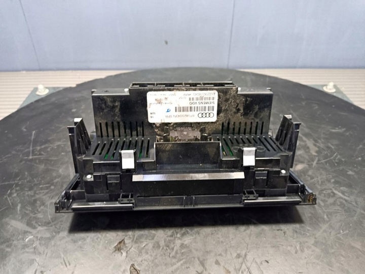 фото №8, Audi a3 8p панель кондиціонера 8p0820043n