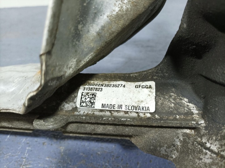 фото №8, Volvo v40 ii рулевая рейка eu 31387823