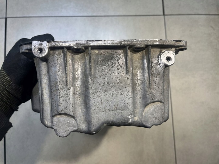 фото №9, Піддон масляна passat b6 03g103603h