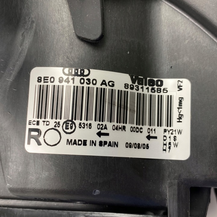 фото №15, Новая oem номер фара права перед ксенон audi a4 8e