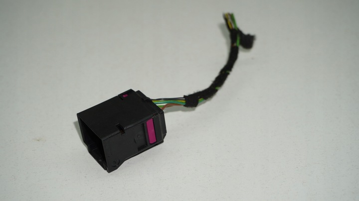 фото №9, Audi volkswagen seat skoda штекер роз'єм з'єднувач 4f0937743