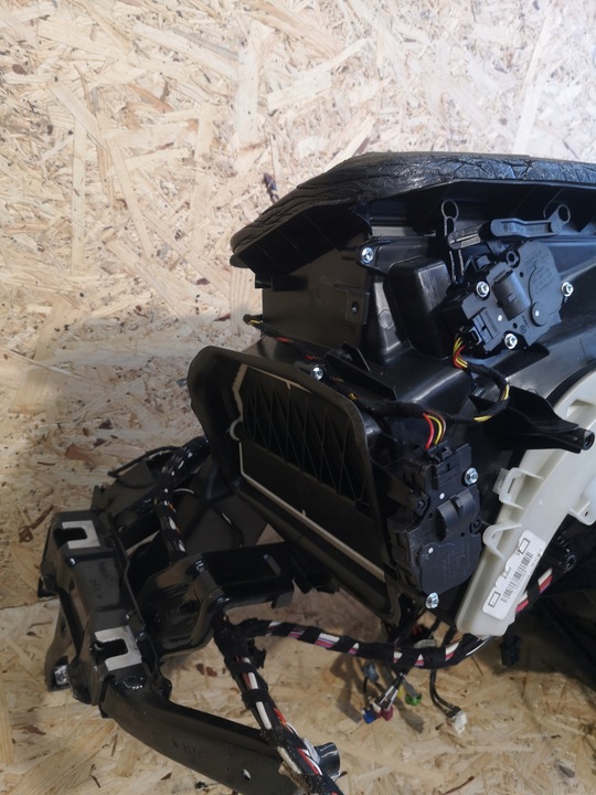 фото №9, Audi q5 80a обігрівач каркас установка 80b816005l eu