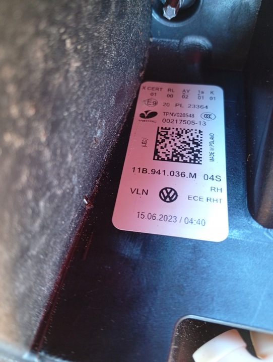 фото №12, Лампа перед vw id4