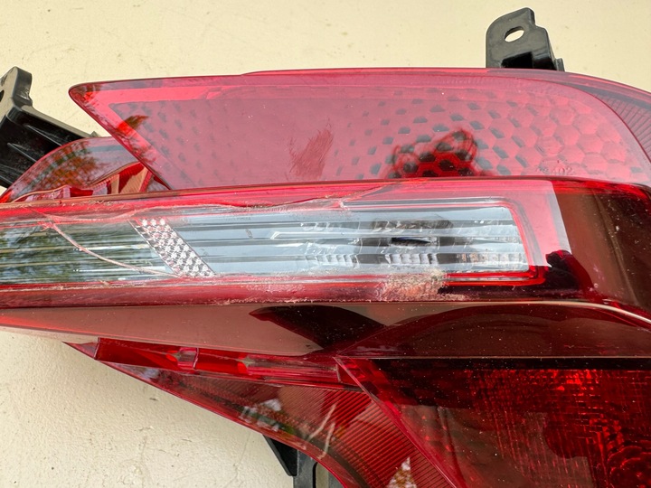 фото №10, Hyundai tucson iv 4 20r- лампа правые зад правая задняя 92406-n7400