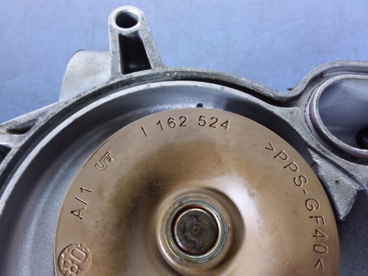 фото №4, Bmw 7 f01 f02 4.4 v8 водяна помпа  1162524 n63b44a