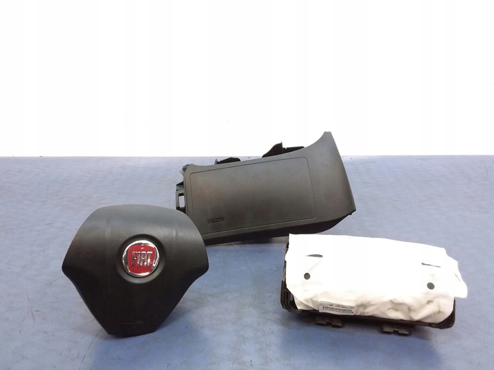 фото №10, Fiat punto evo панель раздаточная подушки ремни