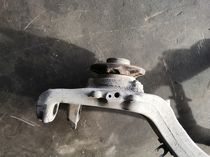 фото №6, Поворотна опора праві перед audi a8 d3 4e0258g