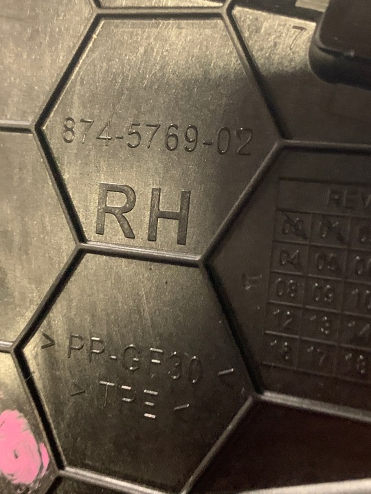 фото №10, Bmw 5 g60 декори dekor захист заглушка стійка c ліва права 5a1a2c3 5a1a2c4