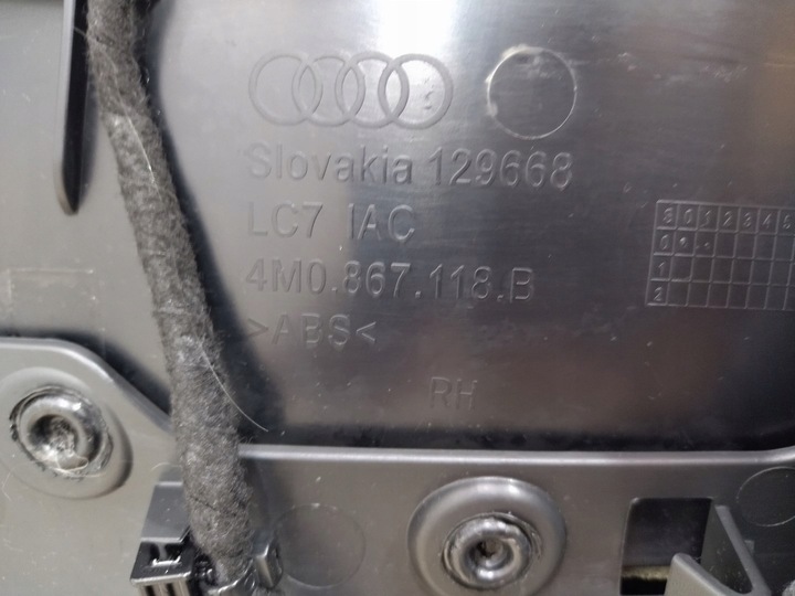 фото №14, 4m0867118b 4m1867106d оббивка боковина двері праві перед audi q7 4m 15-19r