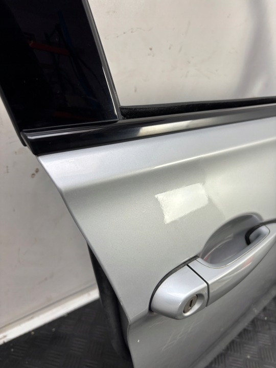 фото №13, Дверь правая перед передние bmw 3 f30 f31 a83 подсвечиваемая ручка