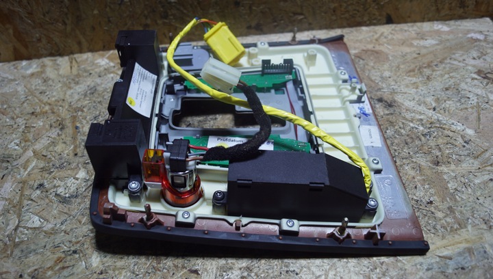 фото №12, Панель перемикачів dekor середній vw phaeton 3d0959676j 3d0959676j