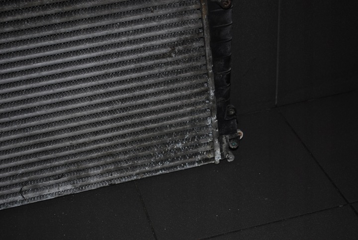 фото №10, Интеркулер audi a6 c5 2.5 tdi 4b0145805a