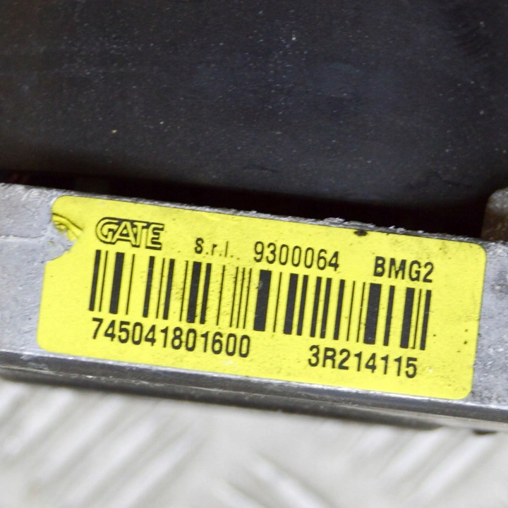 фото №7, Bmw 3 f30 f35 f31 2015 електричний вентилятор радіатор