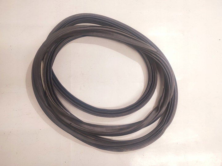 фото №1, Kia ceed ii прокладка кузовна багажника hb