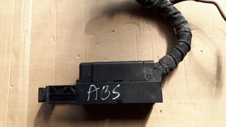 фото №1, A6 c7 4g штекер насоса тормозной abs a7 4g