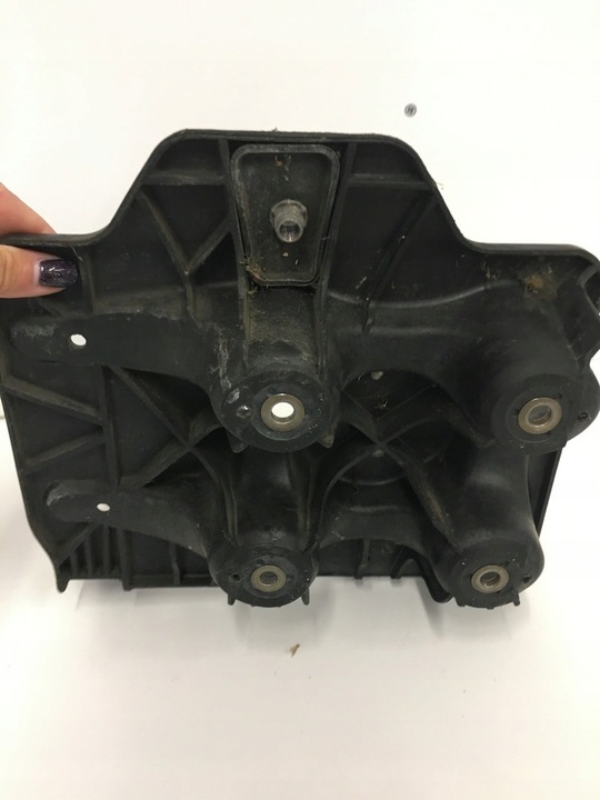 фото №15, Основа акумулятора vw golf iv 1j0804373a /e