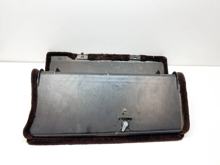 фото №8, Інші запчастини багажника mercedes-benz sl r107 a1076930416 33098747 3.8l