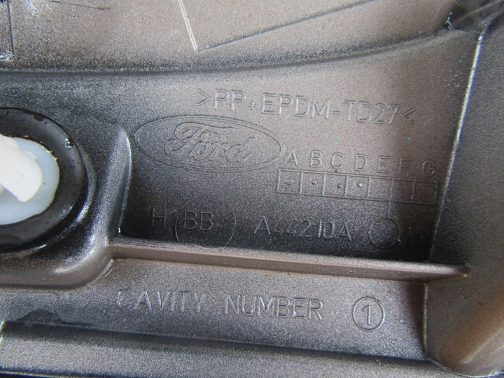 фото №8, Спойлер спойлер козырёк крышки зад ford fiesta mk8 16-20