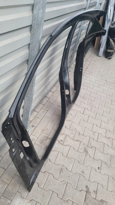 фото №12, Maserati levante стійка поріг крило обшивка праві праві