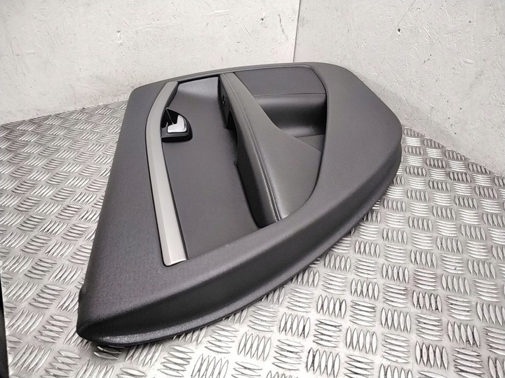 фото №5, Volvo v70 2014 зад сторона ліва обшивки / обшивка двері задніх