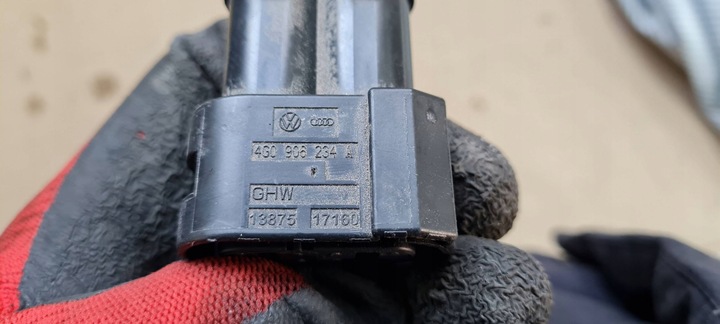 фото №13, Sq8 4m rsq8 q8 штекер вентиляторів роз'єм 4g0906234a a4 b9 8w a5 q7 4m