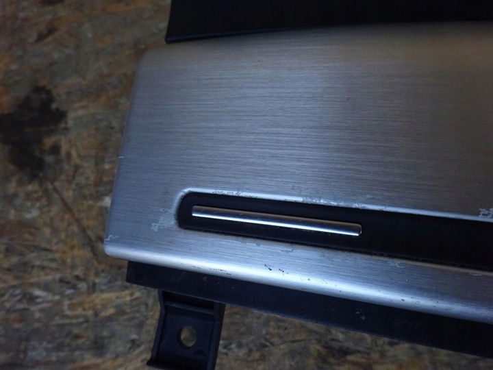 фото №10, Audi a3 8p 8p4 5d sportback планки декоры дверь рамка механическая коробка передач s-line