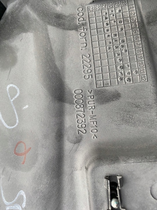 фото №8, Ferrari f8 tributo обивка дверь боковина правая карбон 872384