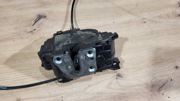 фото №8, Замок двері лівий зад renault megane iii 3 08- 5d hb 6 pin