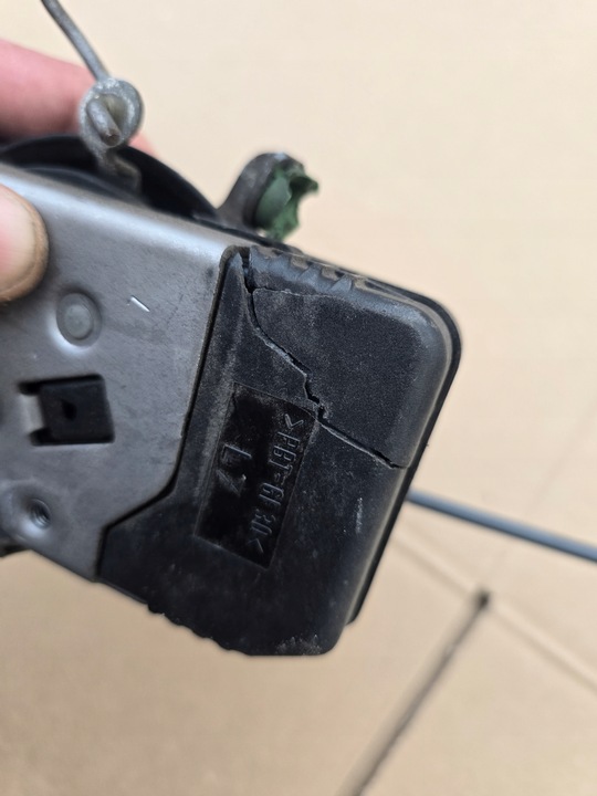 фото №5, Замок перед левый водителя трос 24444015 8 pin opel zafira a i 99-04