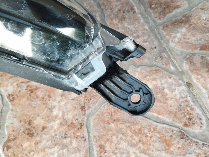 фото №11, Лампа правая полный led toyota corolla e21 81110-02s70