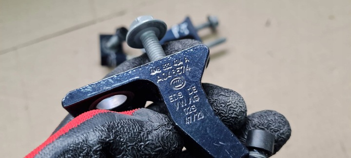 фото №6, Sq8 4m rsq8 q8 петля петли дверь правые правые зад задние комплект lj5l