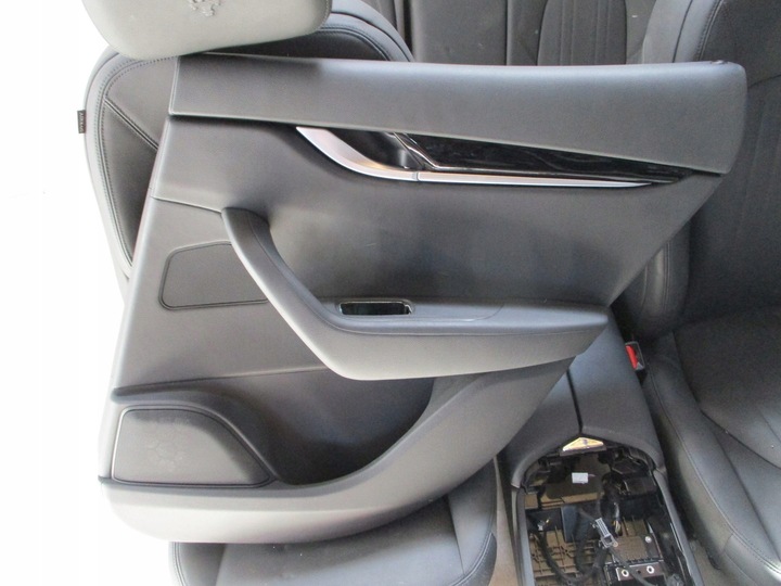 фото №5, Оббивка сидіння шкіра maserati levante 18r