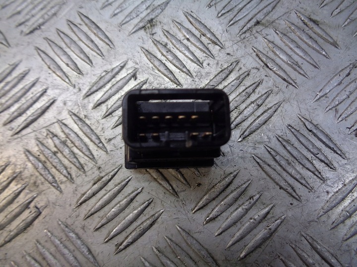 фото №2, Перемикач світла аварійних toyota avensis t25